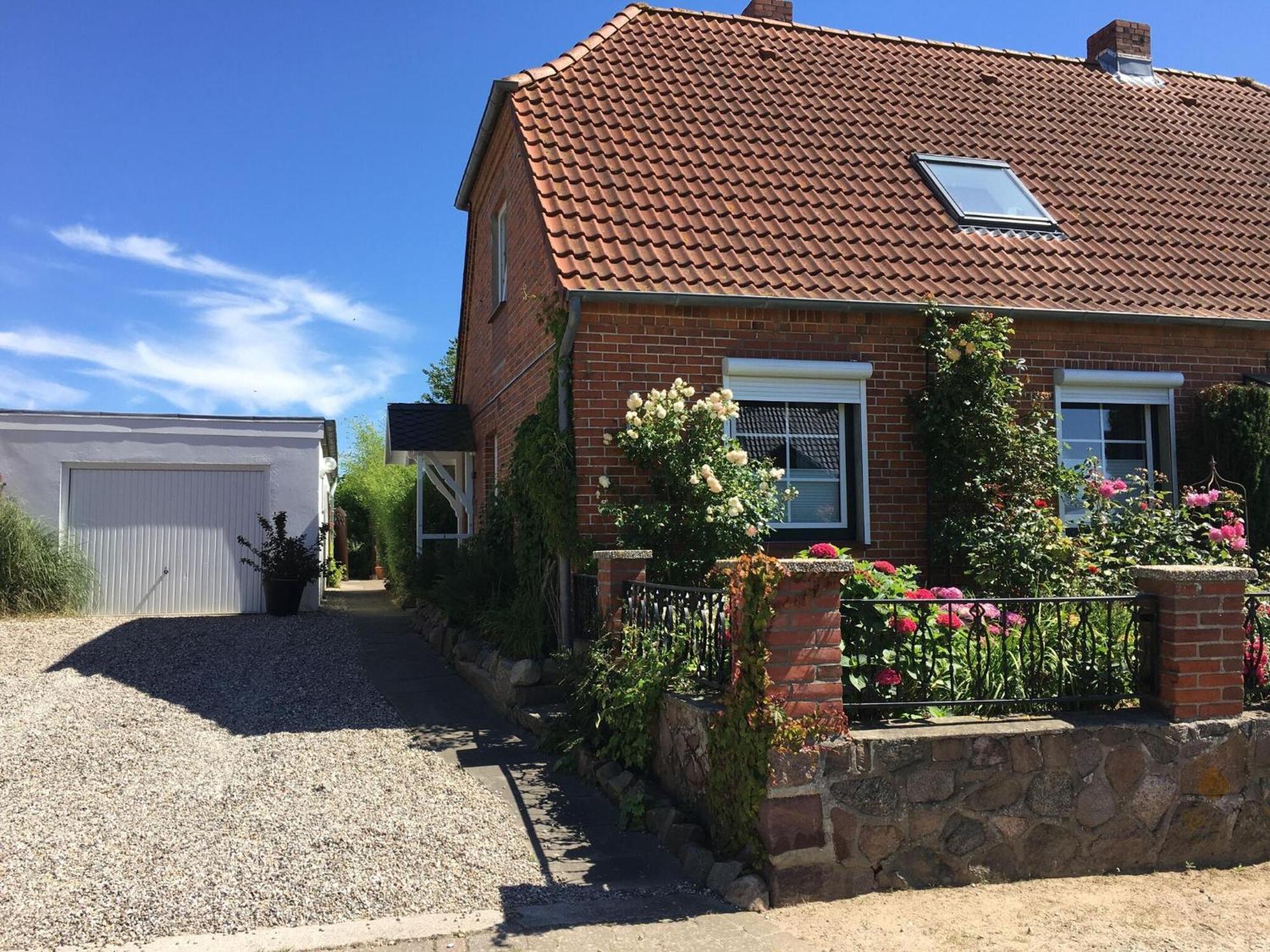 Holiday Home With Conservatory Dannau Kültér fotó